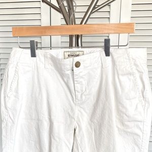Bermudas 12 low rase, great condition.
